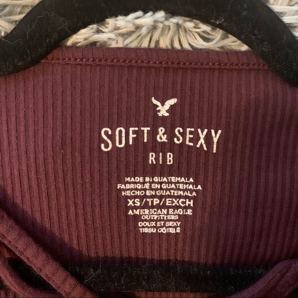 maroon top - Picture 3 of 4